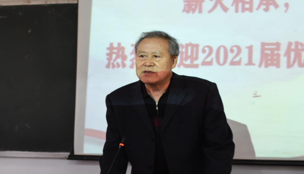 薪火相承,心栖梦归处 ——MG冰球突破官网网站开展优秀毕业生交流分享活动 薪火相承,心栖梦归处 ——MG冰球突破官网网站开展优秀毕业生交流分享活动