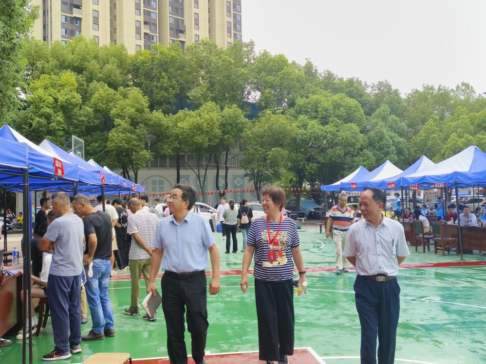 冰球官网顺利开展迎接2023级新生报道工作 冰球官网顺利开展迎接2023级新生报道工作