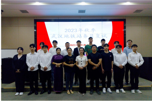 精心安排，送生上门——冰球官网送2023届毕业生赴企业参加面试