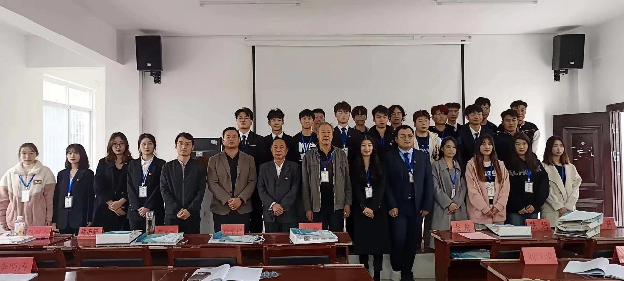同心聚力学代会 逐梦青春向未来 ——冰球官网第十二次学生代表大会胜利召开 同心聚力学代会 逐梦青春向未来 ——冰球官网第十二次学生代表大会胜利召开