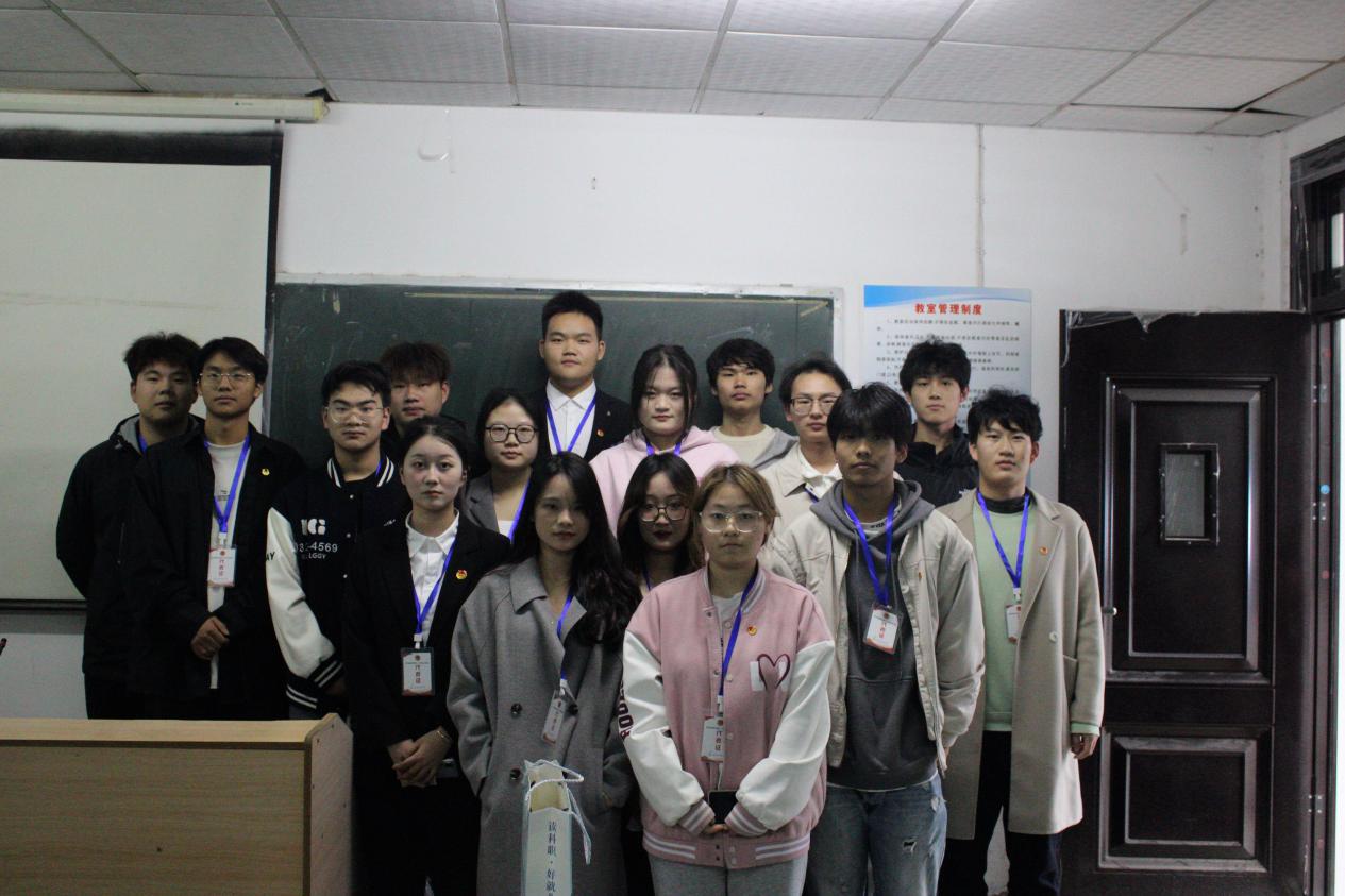 同心聚力学代会 逐梦青春向未来 ——冰球官网第十二次学生代表大会胜利召开 同心聚力学代会 逐梦青春向未来 ——冰球官网第十二次学生代表大会胜利召开