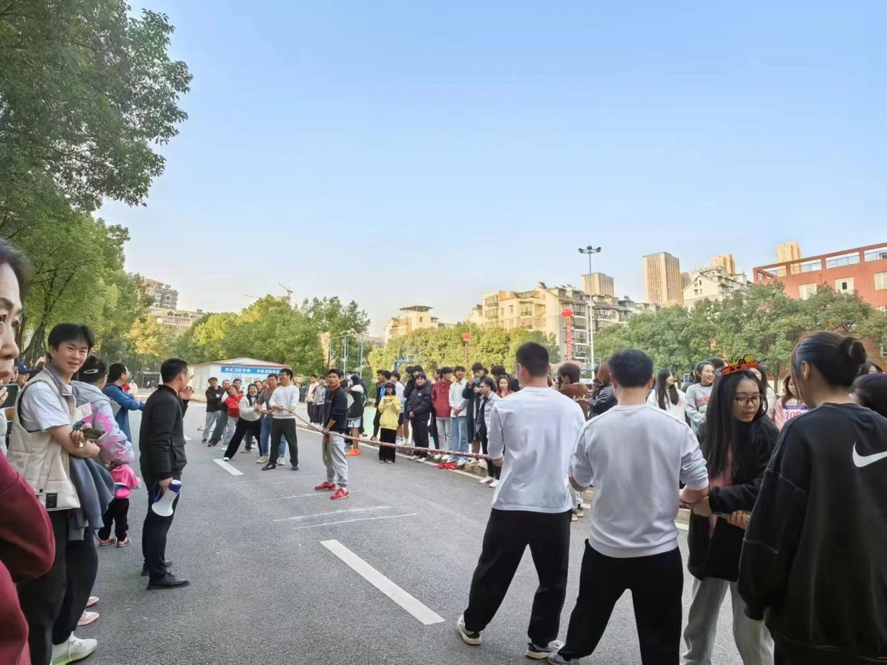 青春奋进新时代,运动逐梦向未来——MG冰球突破官网网站2023年秋季运动会暨教职工运动会 青春奋进新时代,运动逐梦向未来——MG冰球突破官网网站2023年秋季运动会暨教职工运动会