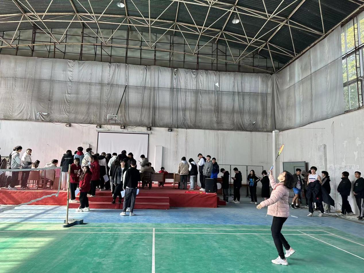青春奋进新时代,运动逐梦向未来——MG冰球突破官网网站2023年秋季运动会暨教职工运动会 青春奋进新时代,运动逐梦向未来——MG冰球突破官网网站2023年秋季运动会暨教职工运动会