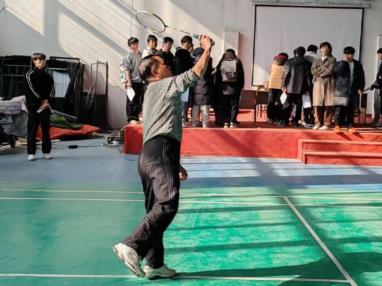 青春奋进新时代,运动逐梦向未来——MG冰球突破官网网站2023年秋季运动会暨教职工运动会 青春奋进新时代,运动逐梦向未来——MG冰球突破官网网站2023年秋季运动会暨教职工运动会