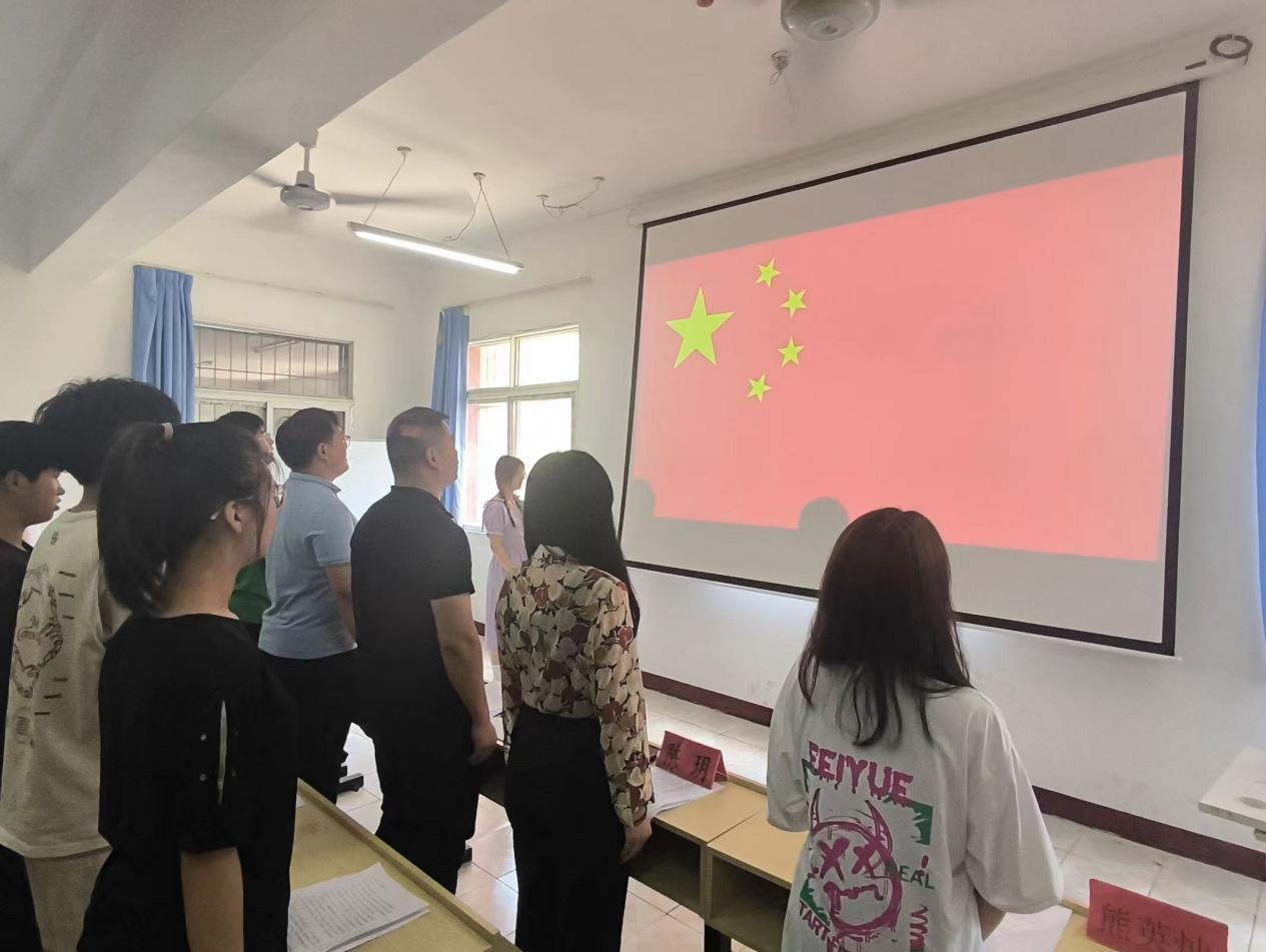青春心向党，奋斗新征程 ——MG冰球突破官网网站第五期团课结业典礼暨入团仪式