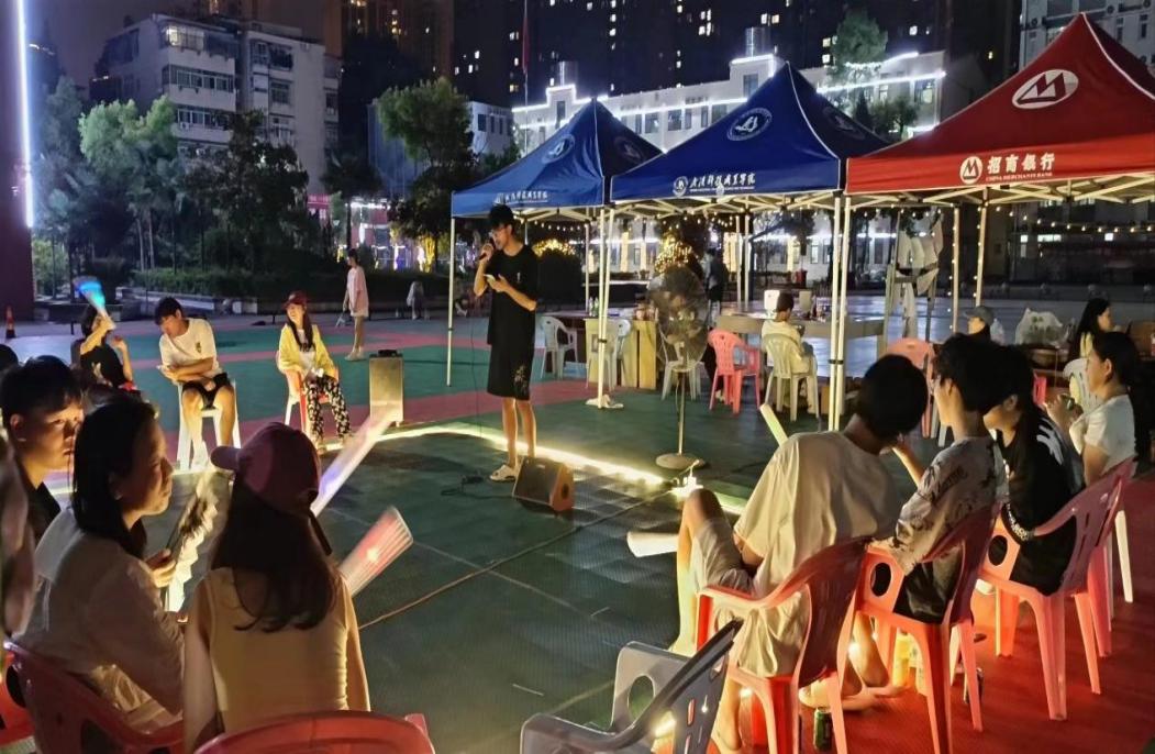团簇星空,绽放芳华 ——MG冰球突破官网网站第二届社团文化节 团簇星空,绽放芳华 ——MG冰球突破官网网站第二届社团文化节