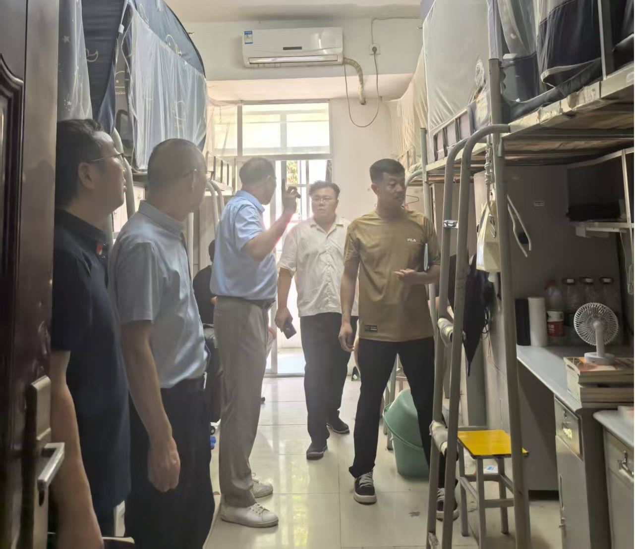 筑牢开学安全线，护航新学期启航 —— 冰球官网开展2025年秋季学期开学大检查