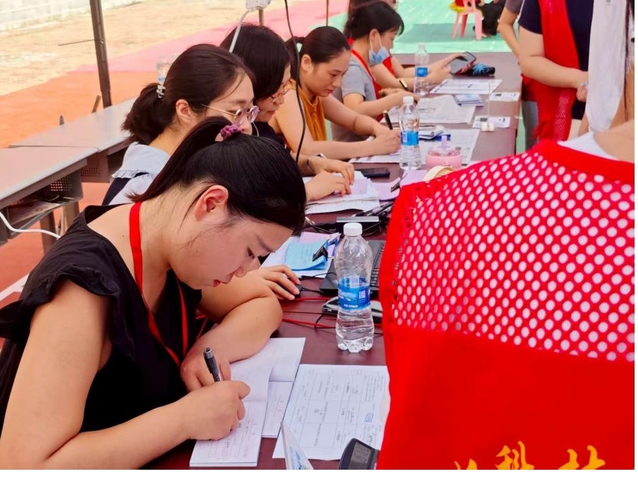 以心迎新，共赴星海——MG冰球突破官网网站圆满完成2025级新生迎接工作