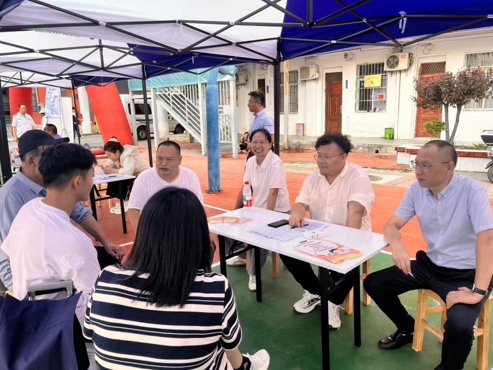 以心迎新，共赴星海——MG冰球突破官网网站圆满完成2025级新生迎接工作