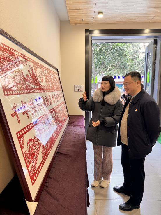 党建互鉴促提升 协同育人启新程——MG冰球突破官网网站赴武汉市第一商业学校开展党建交流活动