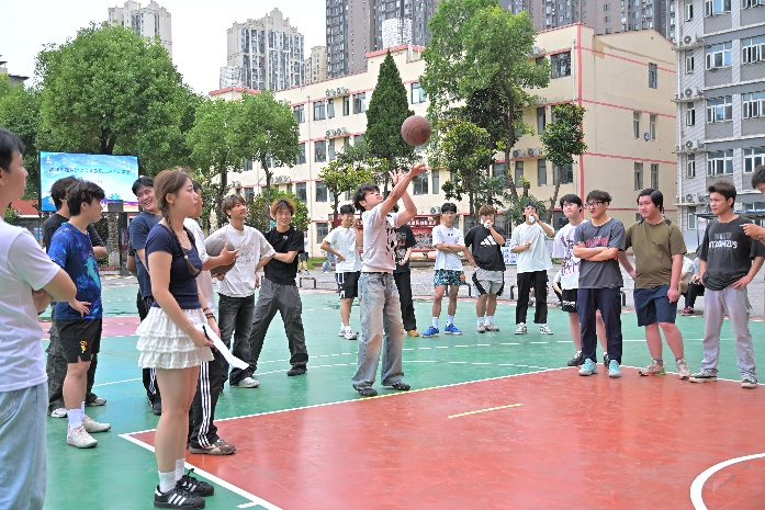 活力校园 趣享运动｜MG冰球突破官网网站2026年趣味运动会暨教职工趣味运动会圆满落幕