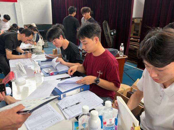 青春扬帆，筑梦远航 ——冰球官网顺利完成2026届毕业生集中离校手续办理工作