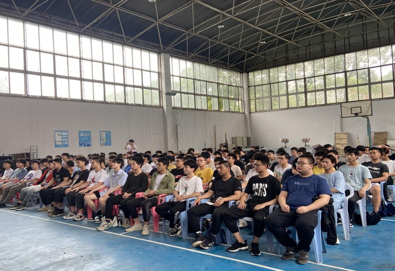MG冰球突破官网网站2020-2021第二学期 党史学习专题教育讲座(第二讲) MG冰球突破官网网站2020-2021第二学期 党史学习专题教育讲座(第二讲)
