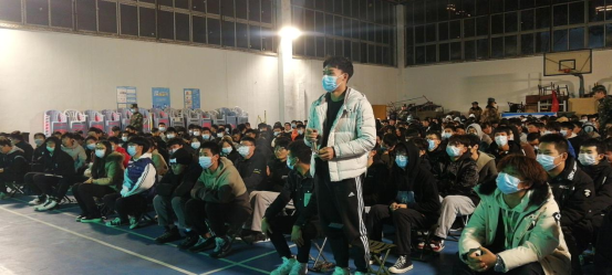 冰球官网召开“优秀毕业生经验交流会” 冰球官网召开“优秀毕业生经验交流会”