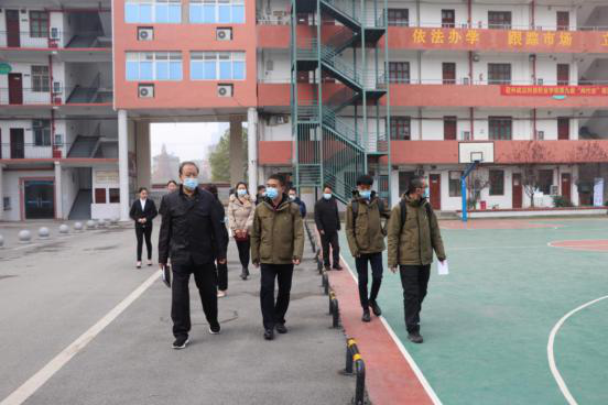 冰球官网举行2019级深圳地铁订单班开班仪式 冰球官网举行2019级深圳地铁订单班开班仪式