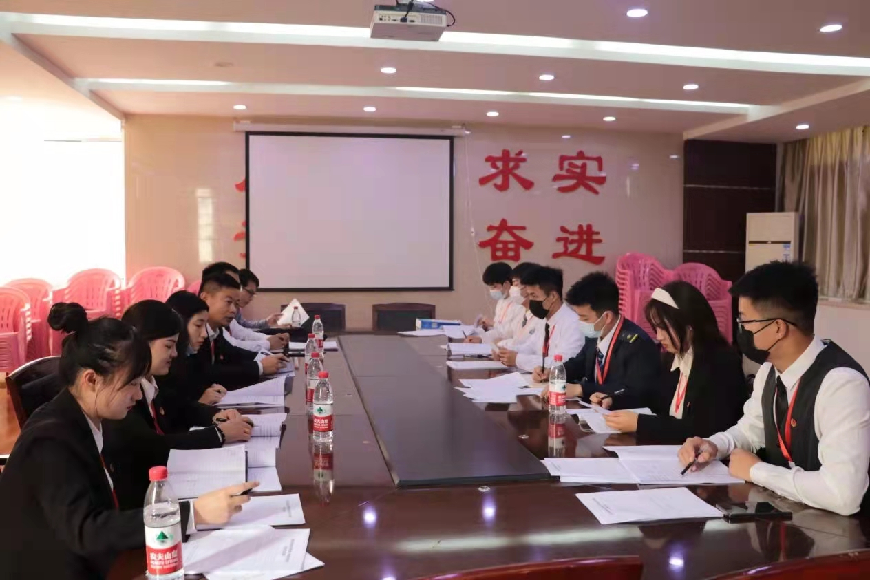 冰球官网第十次学生代表大会隆重召开！