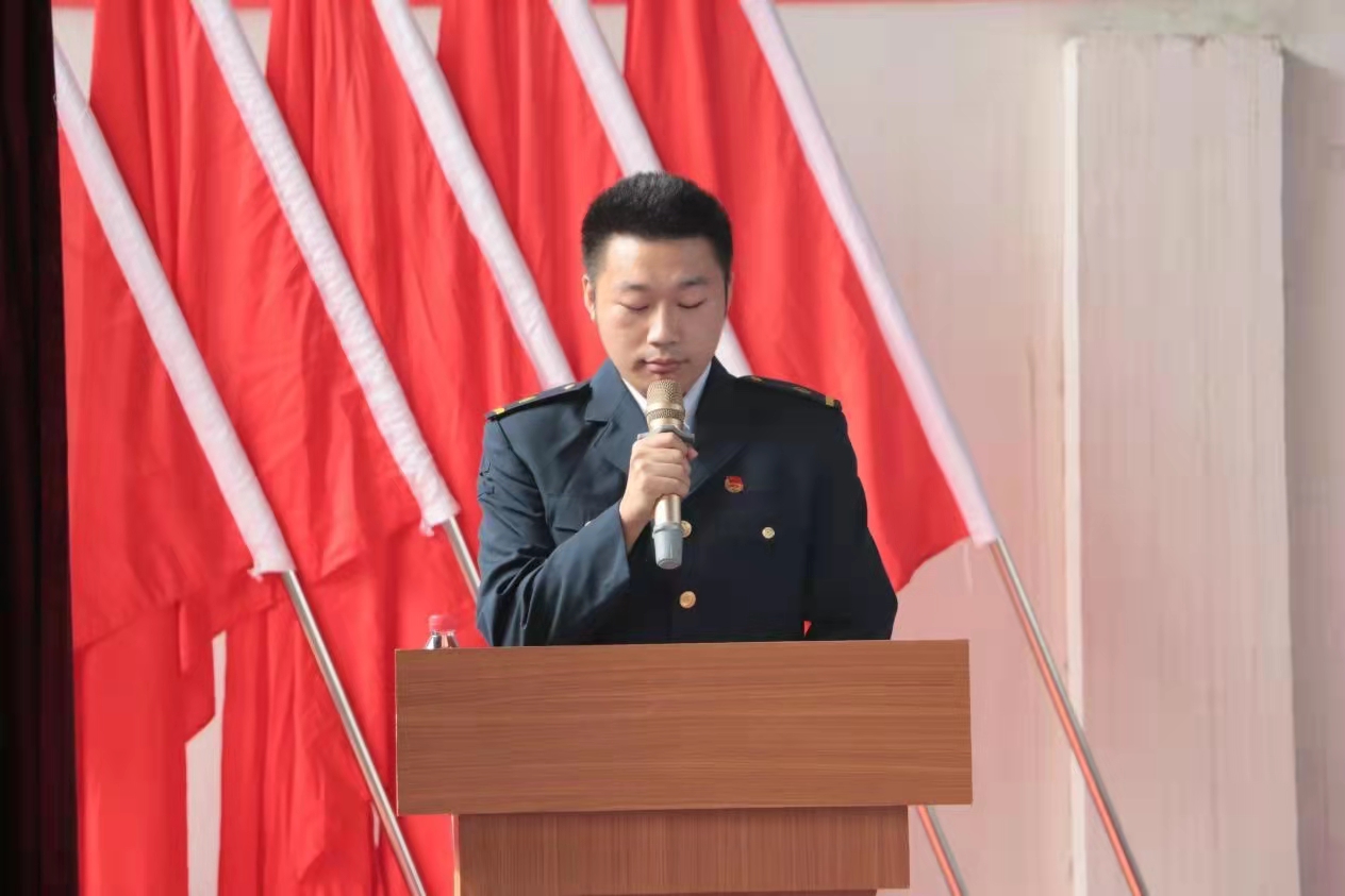冰球官网第十次学生代表大会隆重召开！