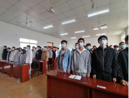 冰球官网举行第三十二期业余党校结业典礼 冰球官网举行第三十二期业余党校结业典礼